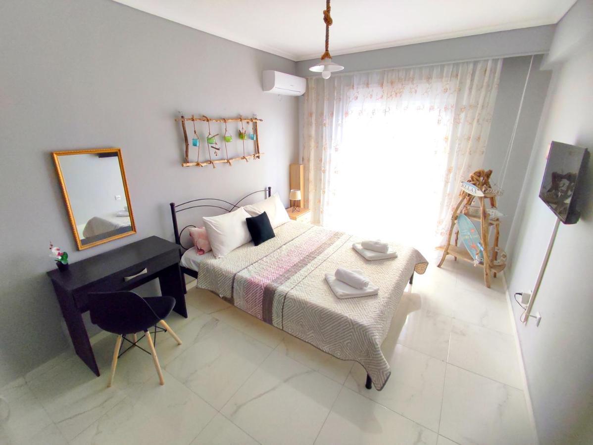 Driftwood Center Apartment Кавала Экстерьер фото