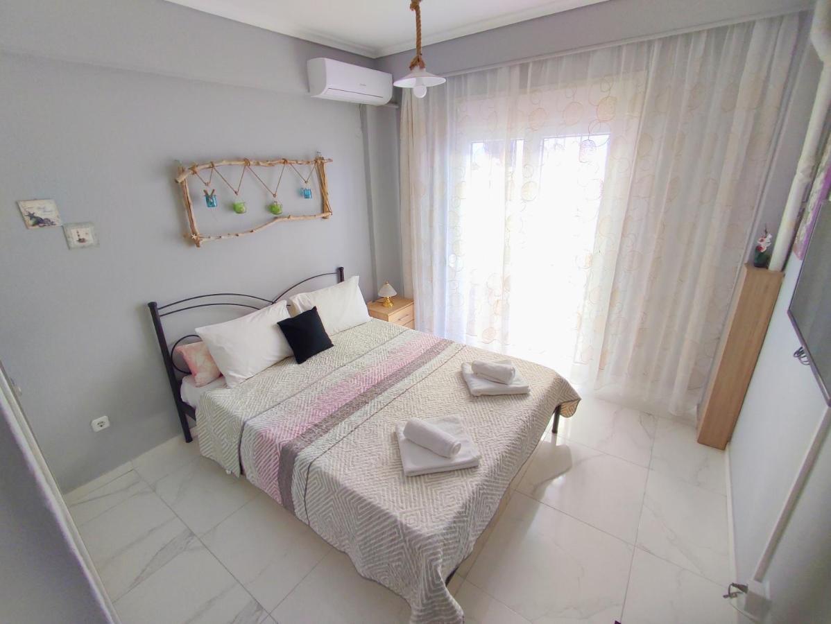 Driftwood Center Apartment Кавала Экстерьер фото
