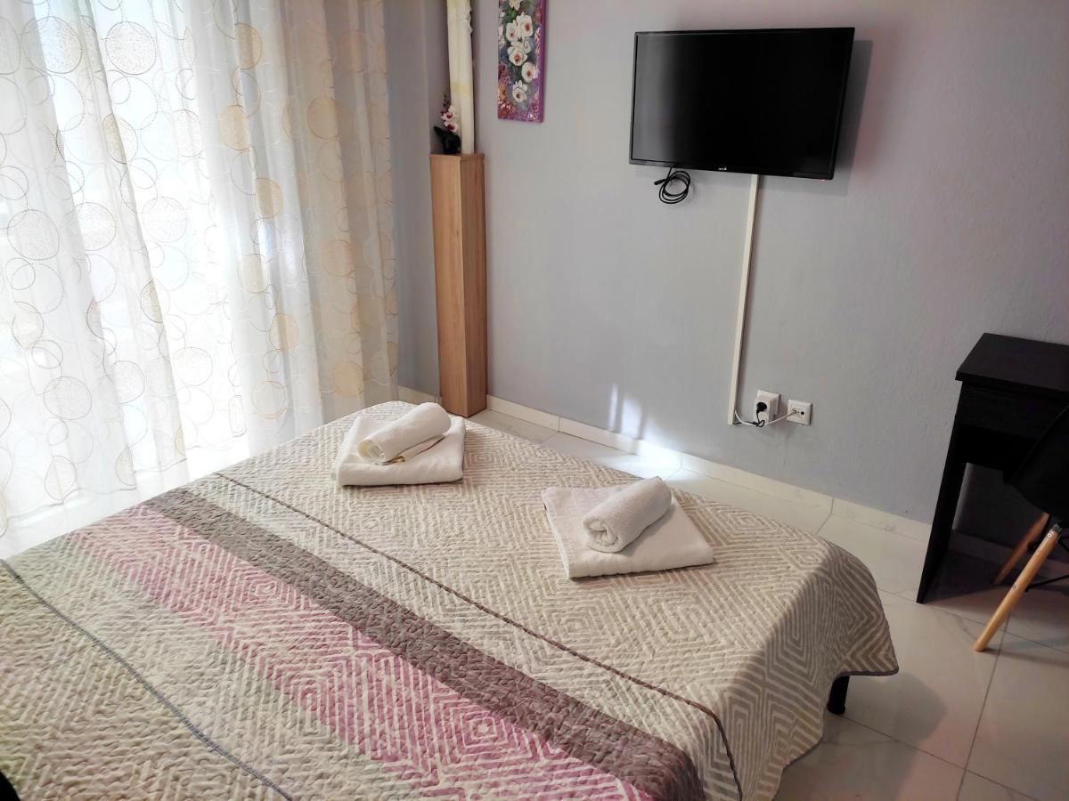 Driftwood Center Apartment Кавала Экстерьер фото