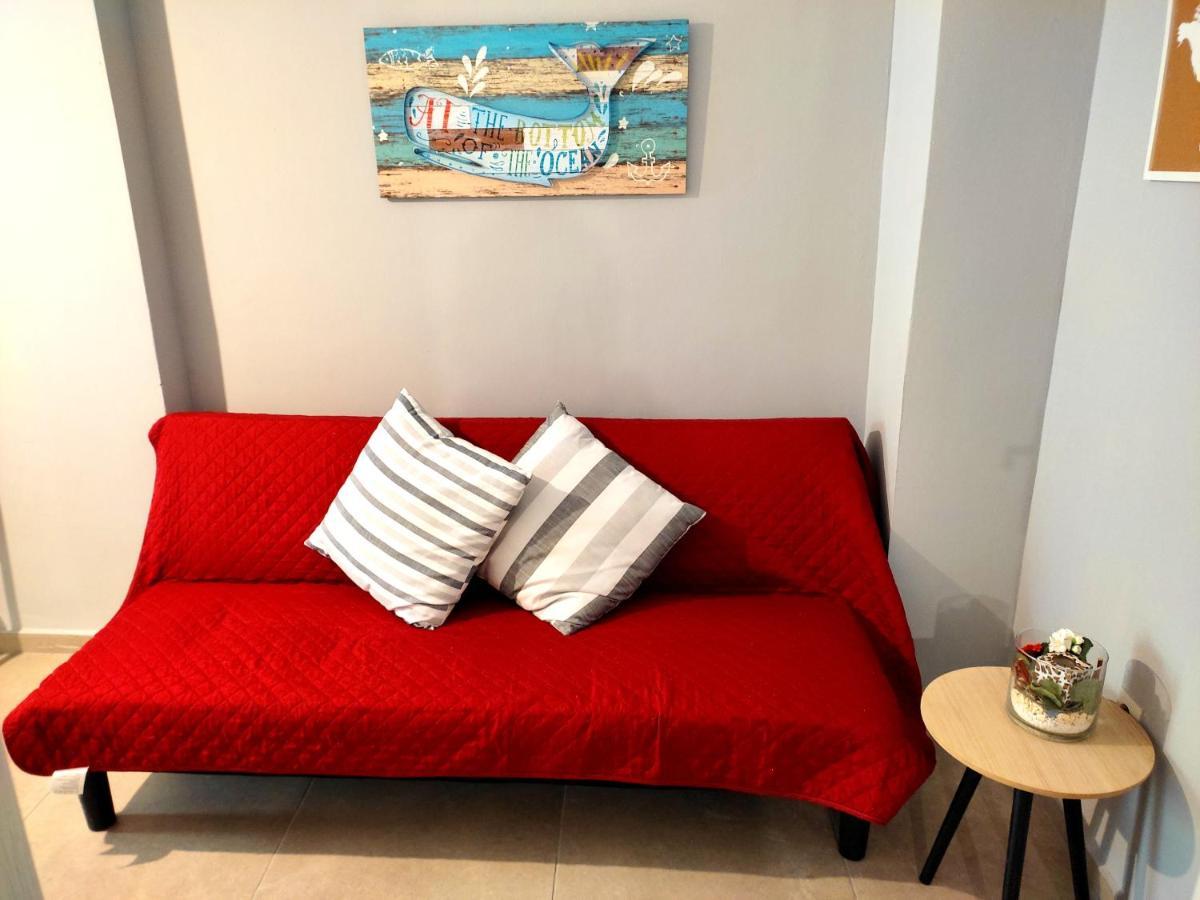 Driftwood Center Apartment Кавала Экстерьер фото